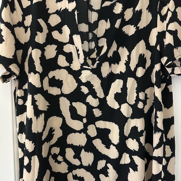 Leopard Like Women’s Dress - Picture 2 of 3